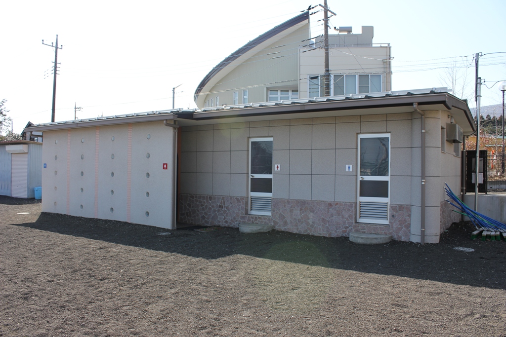 須走小学校グラウンドトイレ